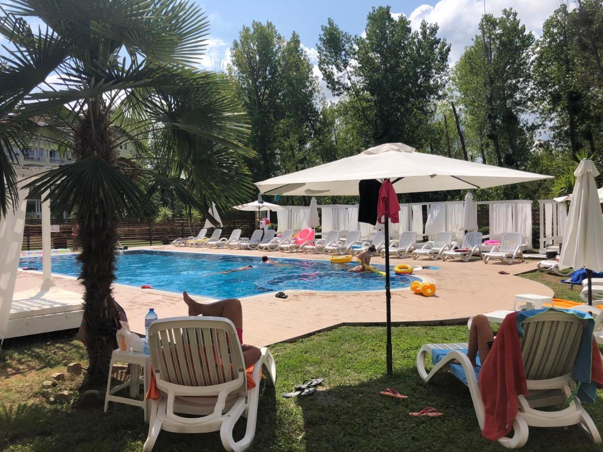 Menada Rocamar Apartments Царево Екстер'єр фото
