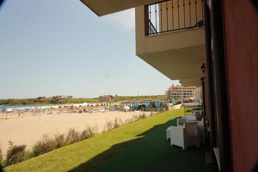 Menada Rocamar Apartments Царево Екстер'єр фото