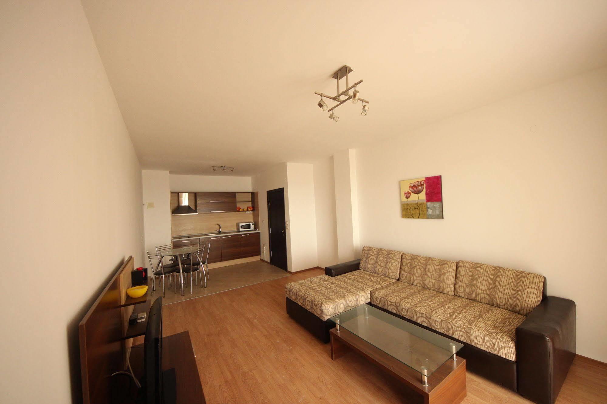 Menada Rocamar Apartments Царево Екстер'єр фото